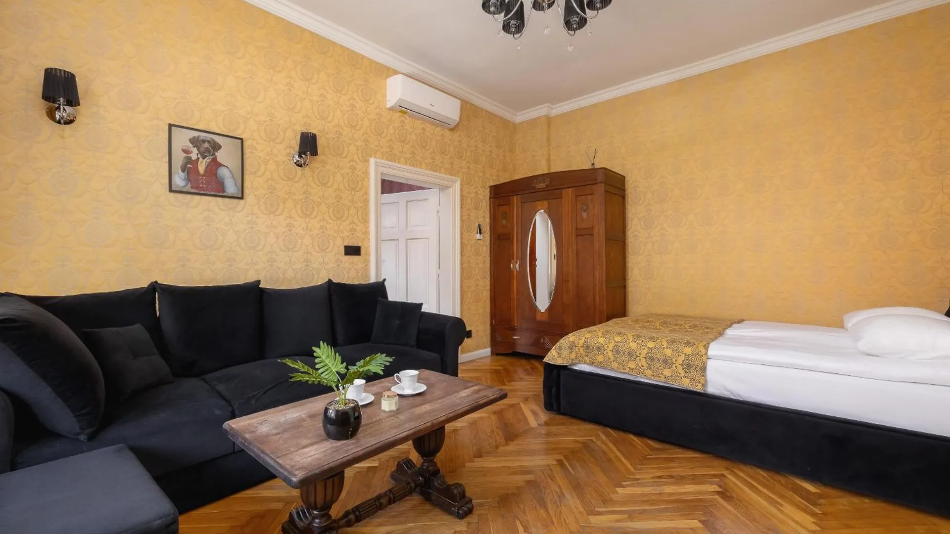 Tasteful Apartment In The City Center Of Cracow By Rent Like Home Cracovia