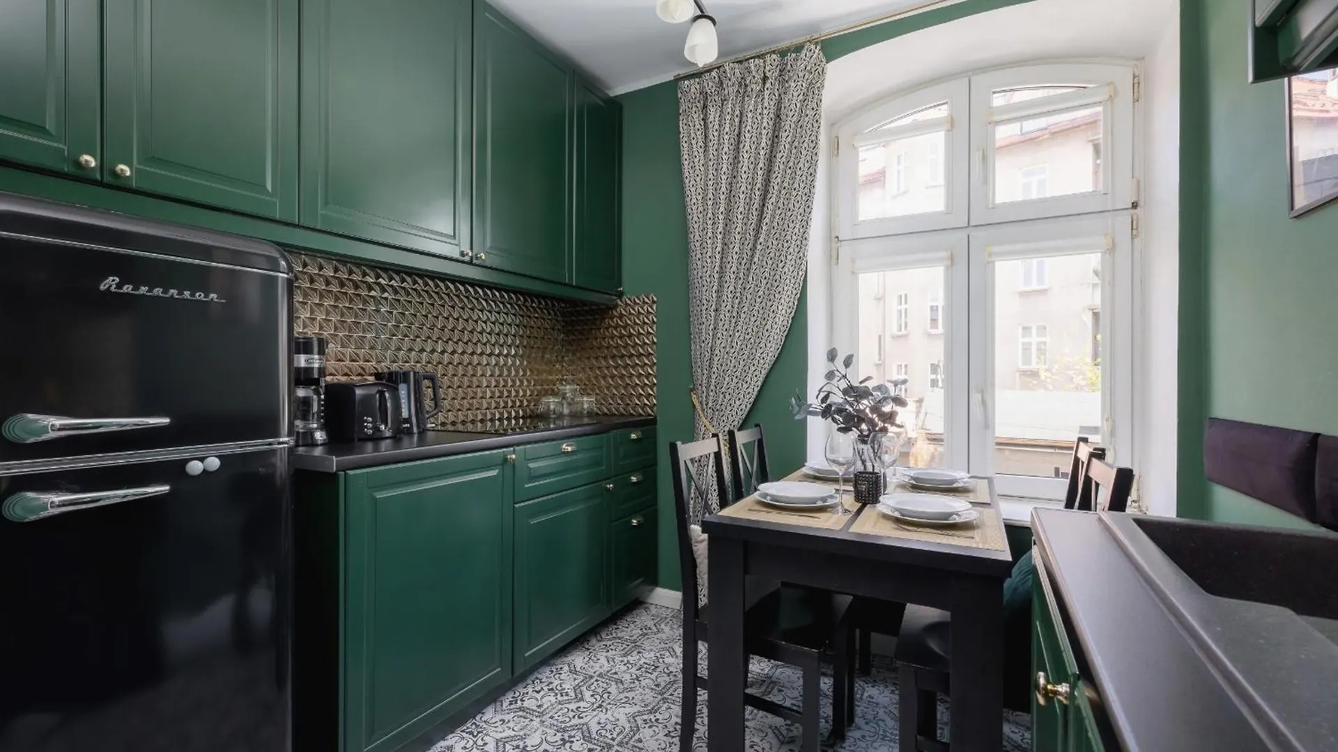 Tasteful Apartment In The City Center Of Cracow By Rent Like Home Krakow